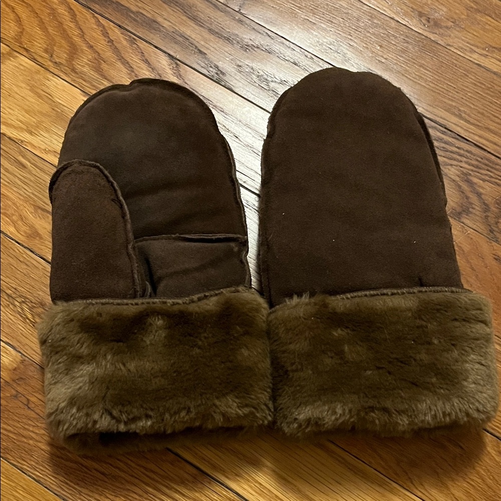 Brown Suede Mittens with Faux Fur Trim, unisex mittens, suede and faux fur,